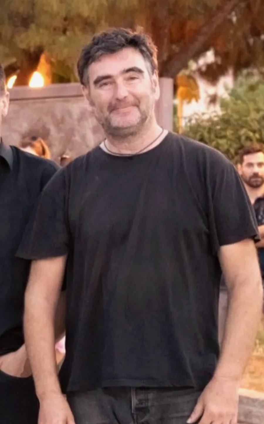 Νίκος Καφετζής, Κοντραμπάσο